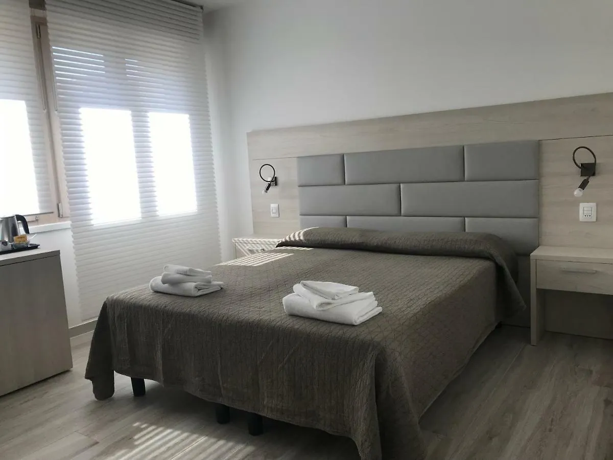 Il Sole E La Luna B&B In Garda Bed & Breakfast