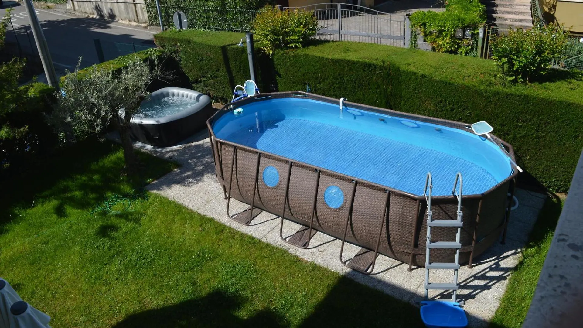Il Sole E La Luna B&B In Garda 住宿加早餐酒店